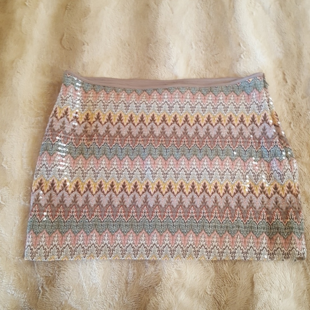 Express 70s inspired sequined mini taupe & pink